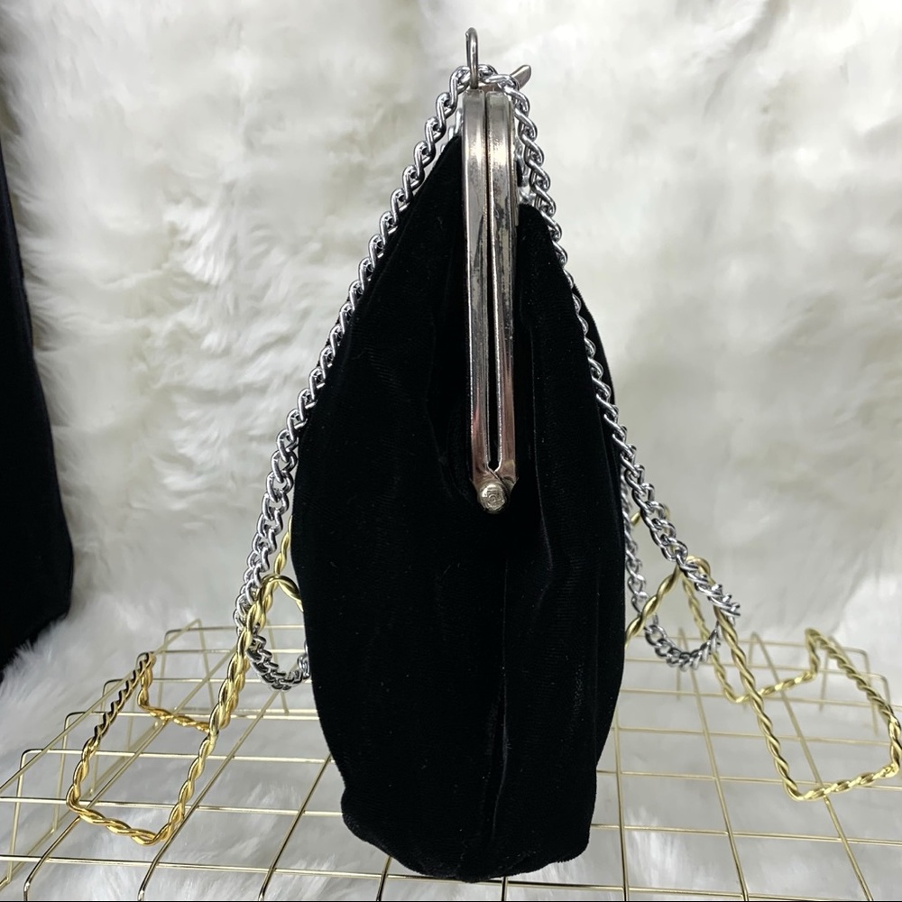 Vintage Black Velvet Evening Bag, Silvertone Metals - Picture 5 of 14